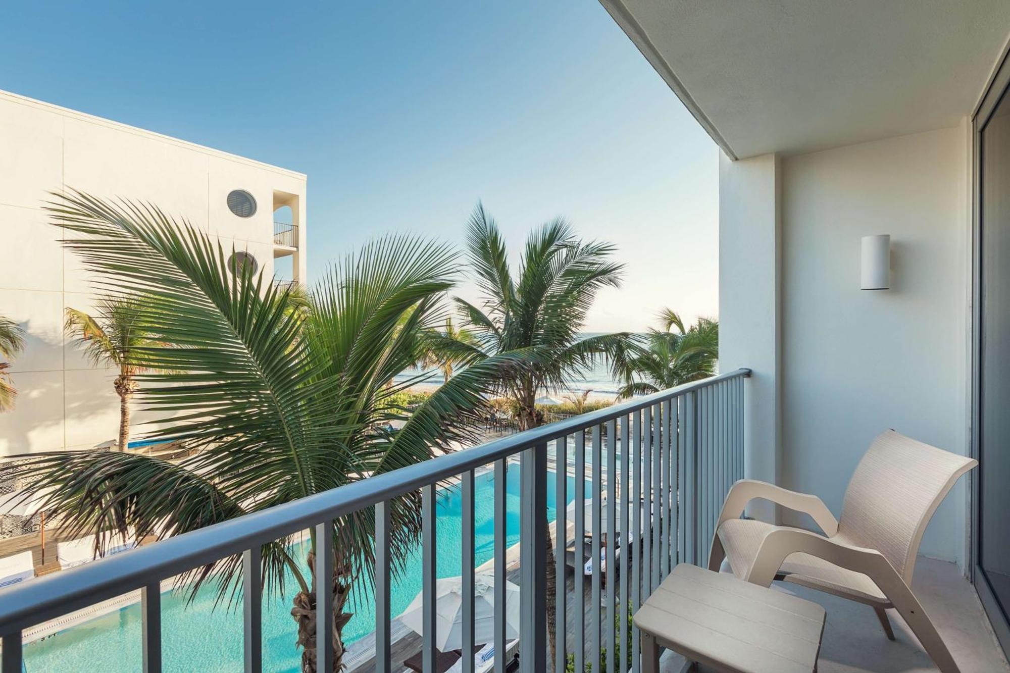 King Room Pool View