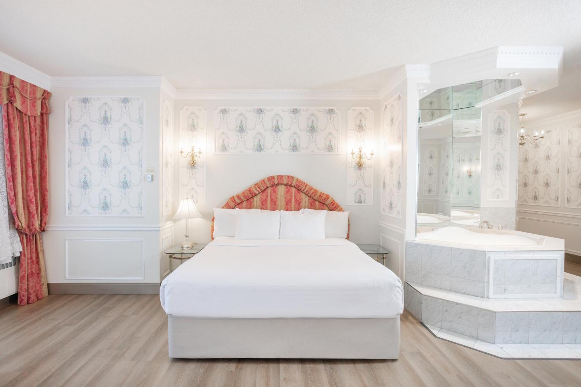 Imperial Theme Room