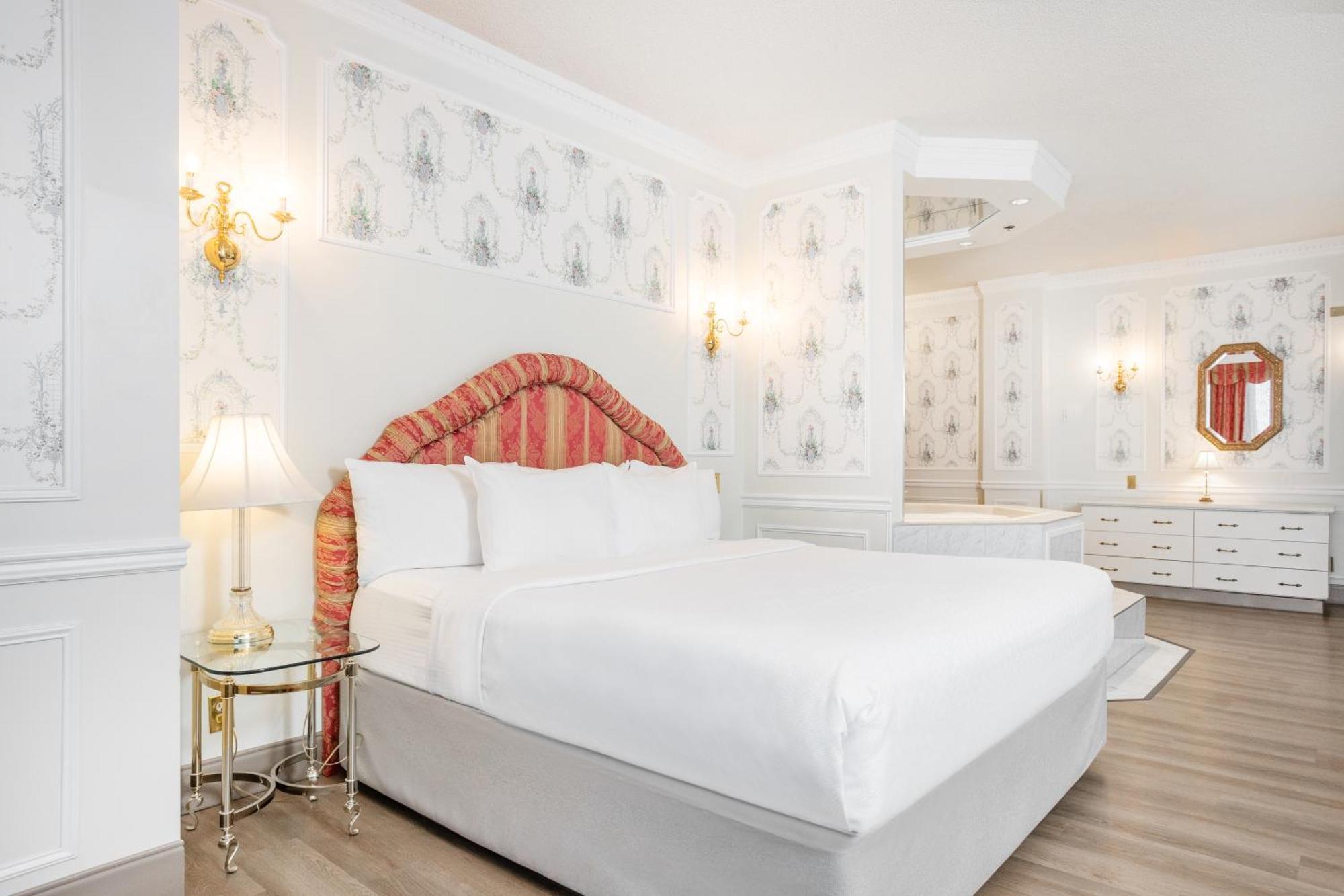 Imperial Theme Room