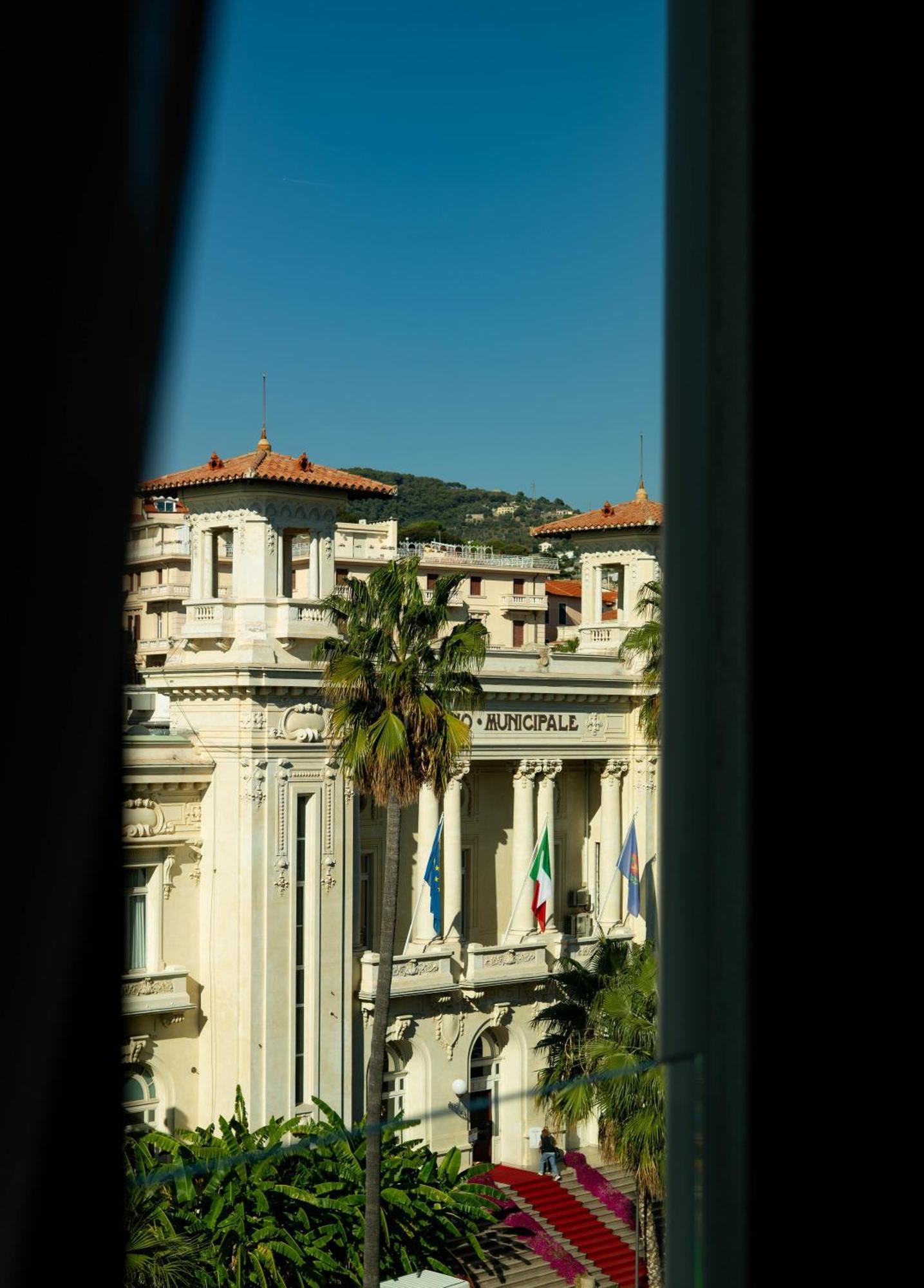 Double or Twin Room City View
