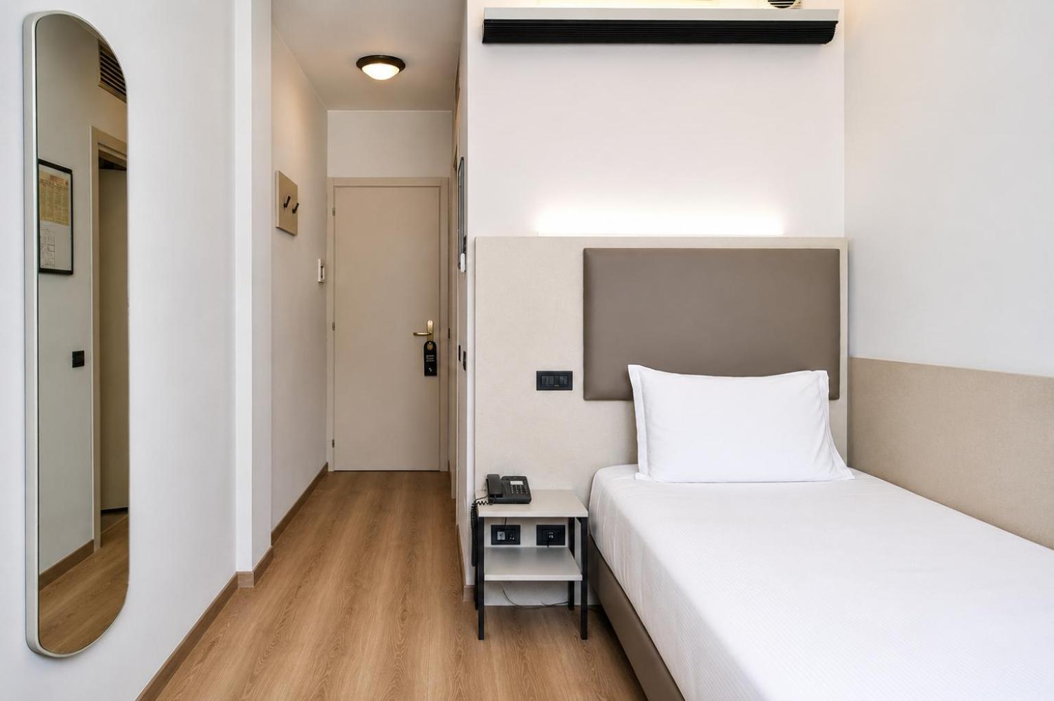 Single Room