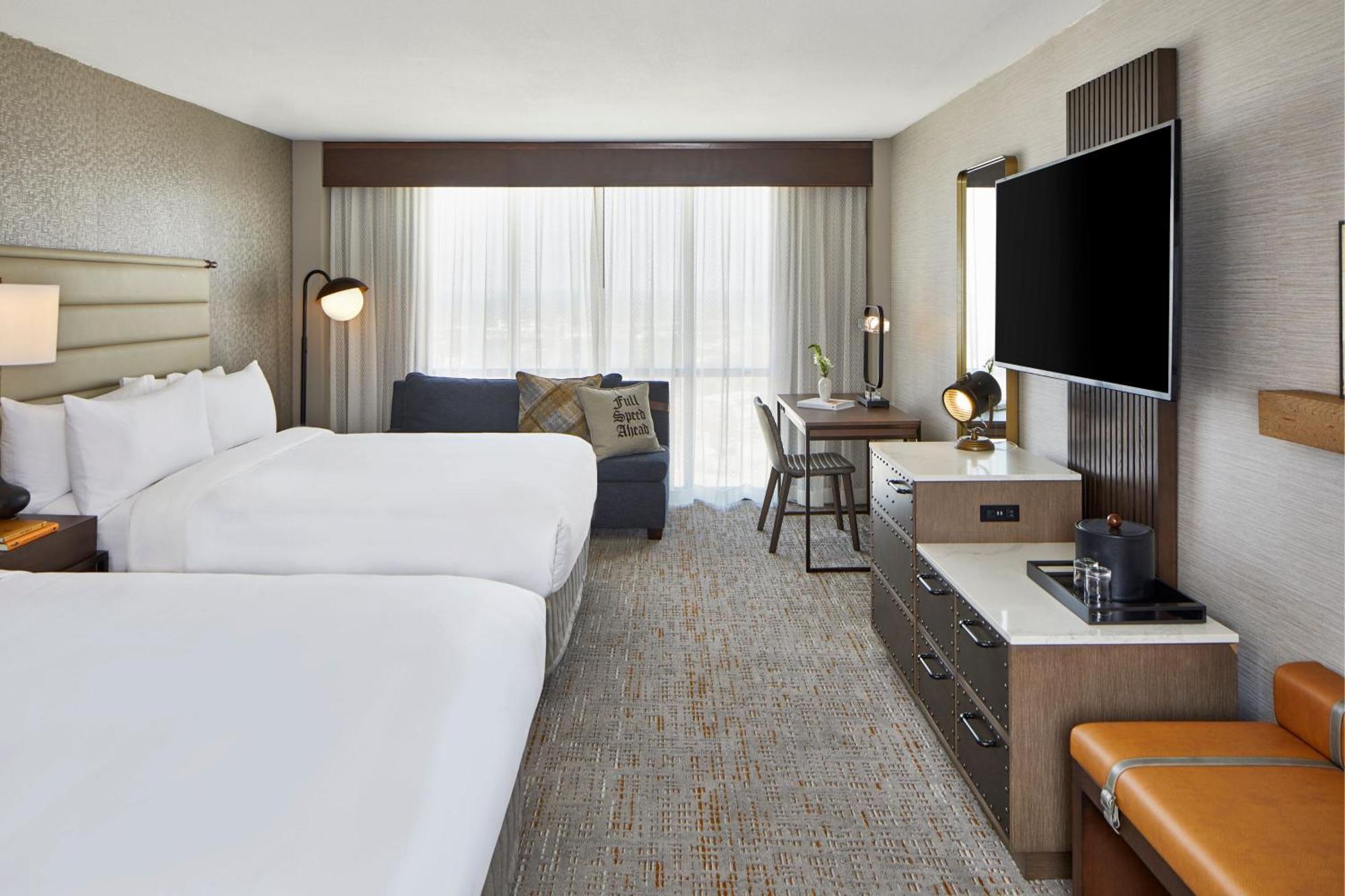 Double Queen Room