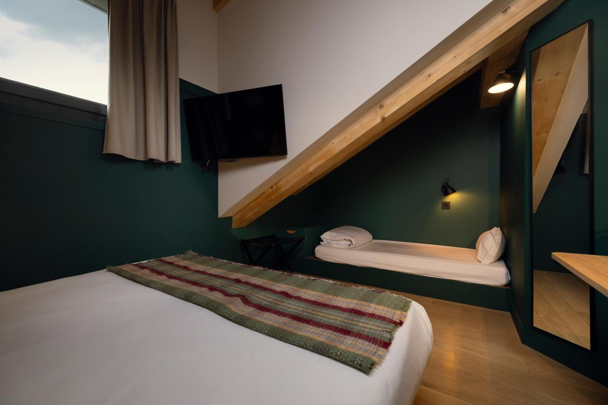 Comfort Triple Room