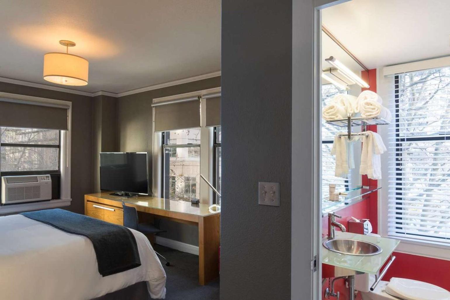 Max King Room