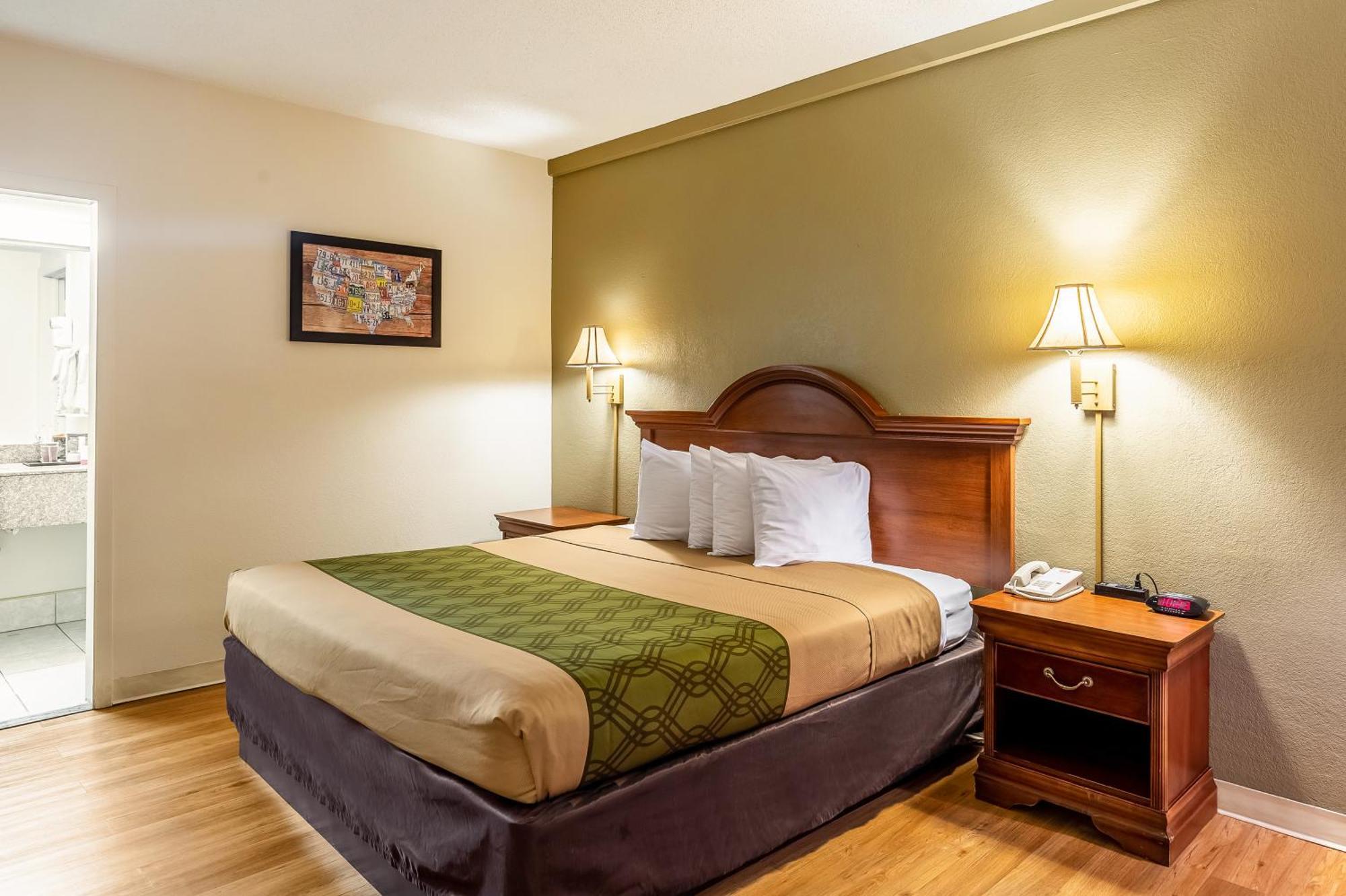 King Room - Accessible/Non-Smoking