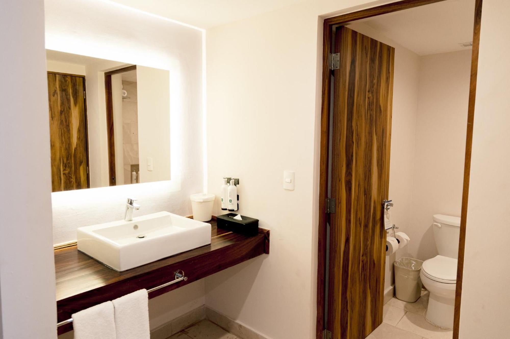 Standard Double Room Two Double Beds Garden View