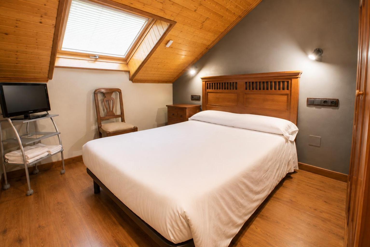 Budget Single Room