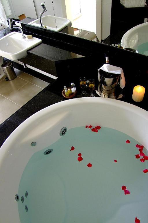 Suite Spa Bath