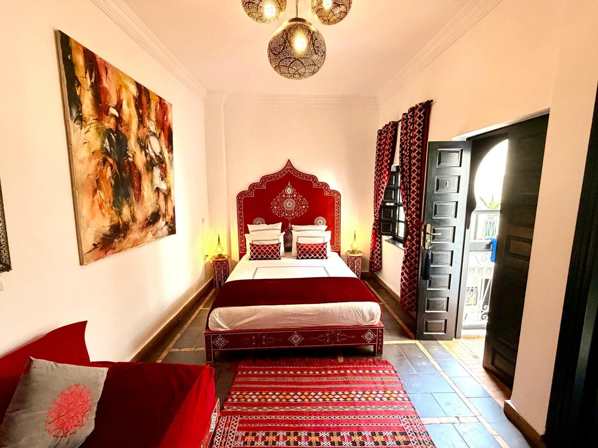 Deluxe King Suite