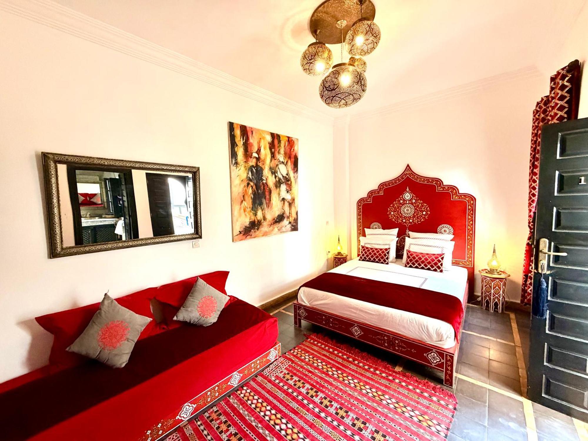 Deluxe King Suite