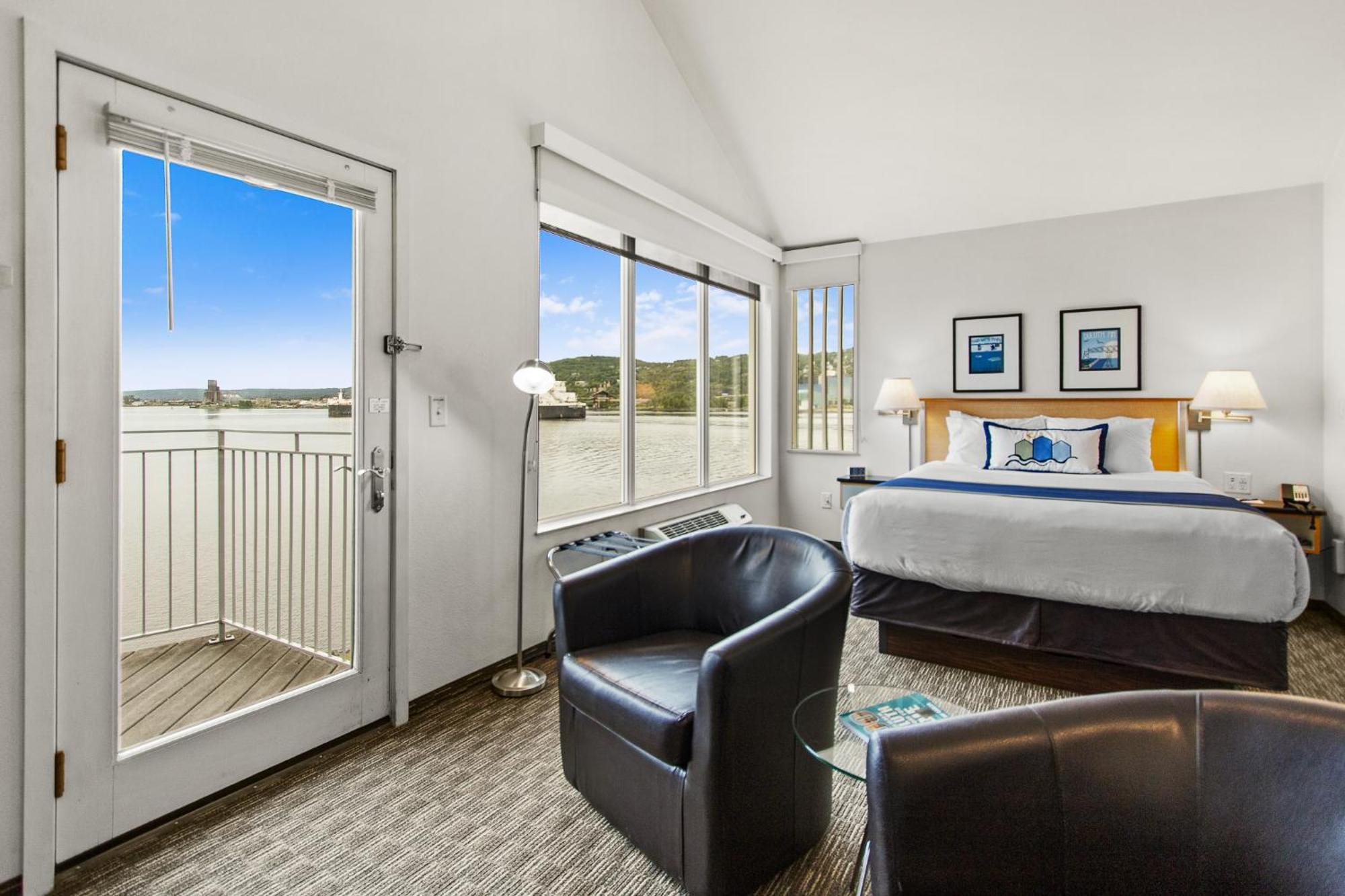 Junior Suite Bay View