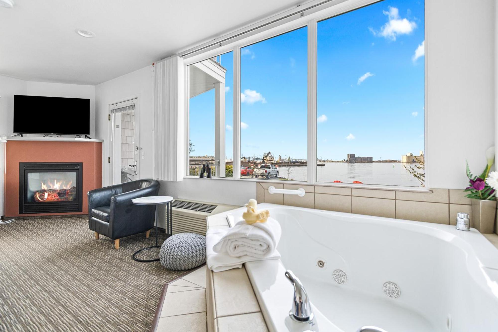 Junior Suite Bay View Disability Access