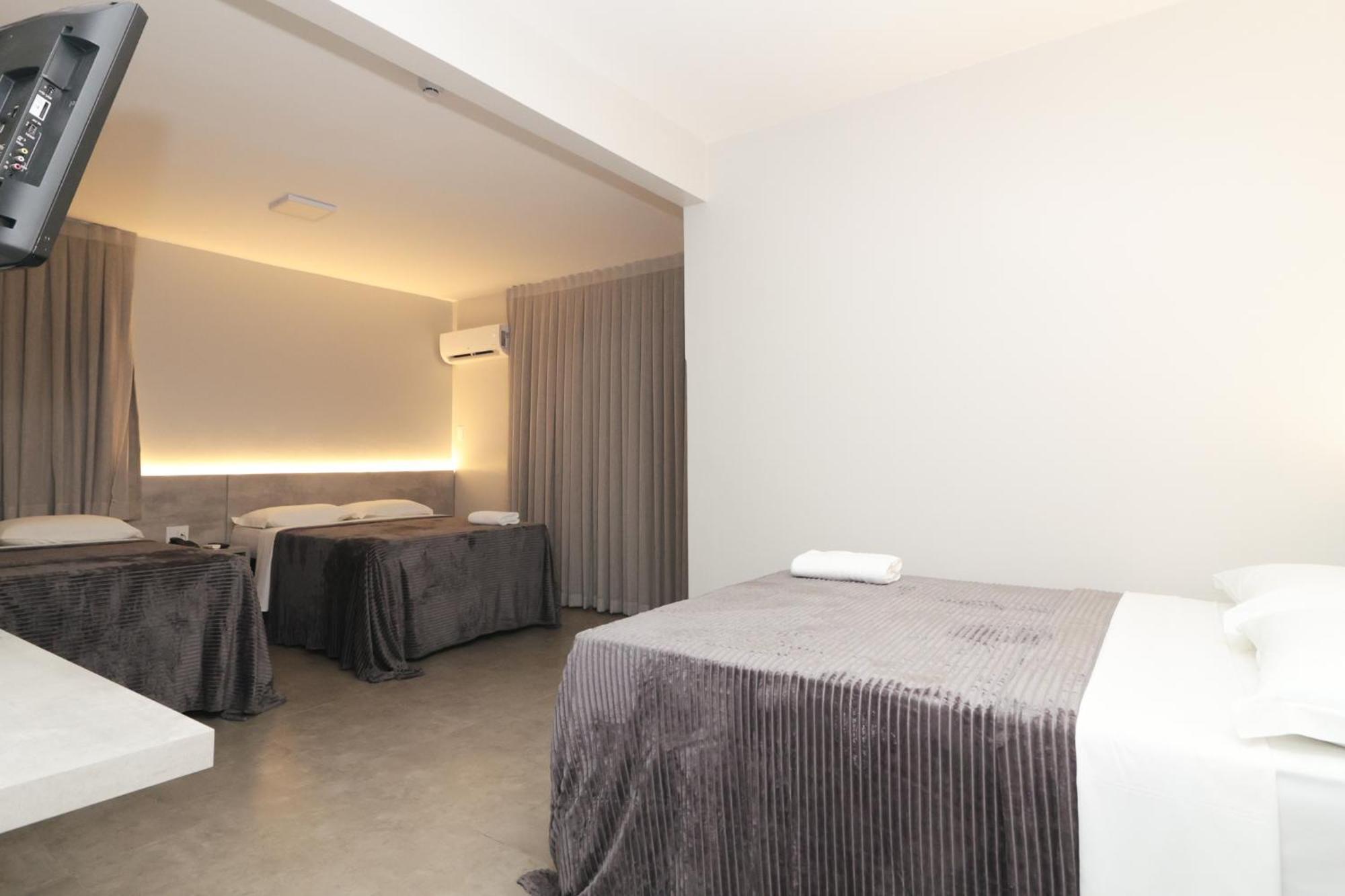 Double or Twin Room Canal View