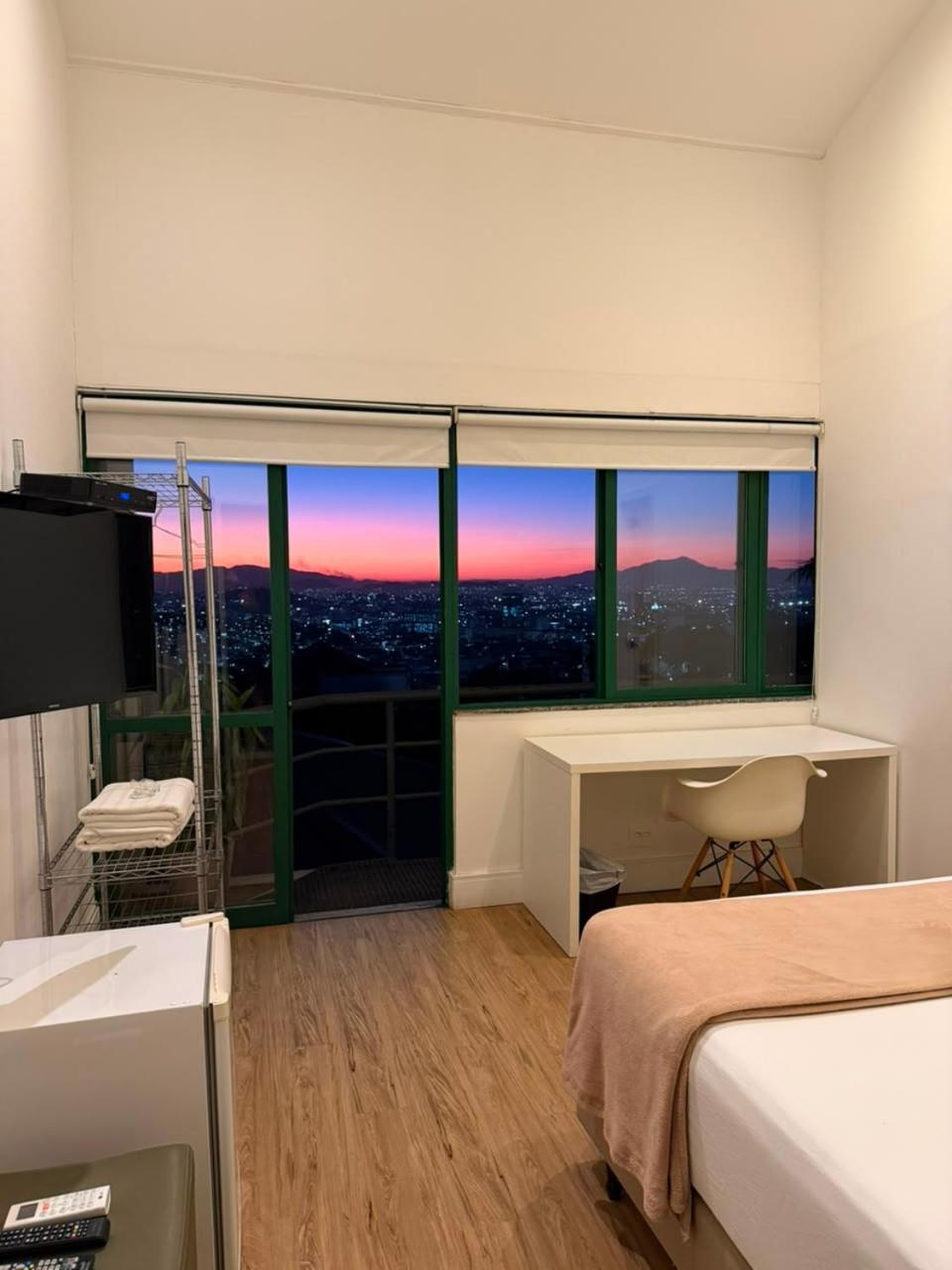 Premium Suite