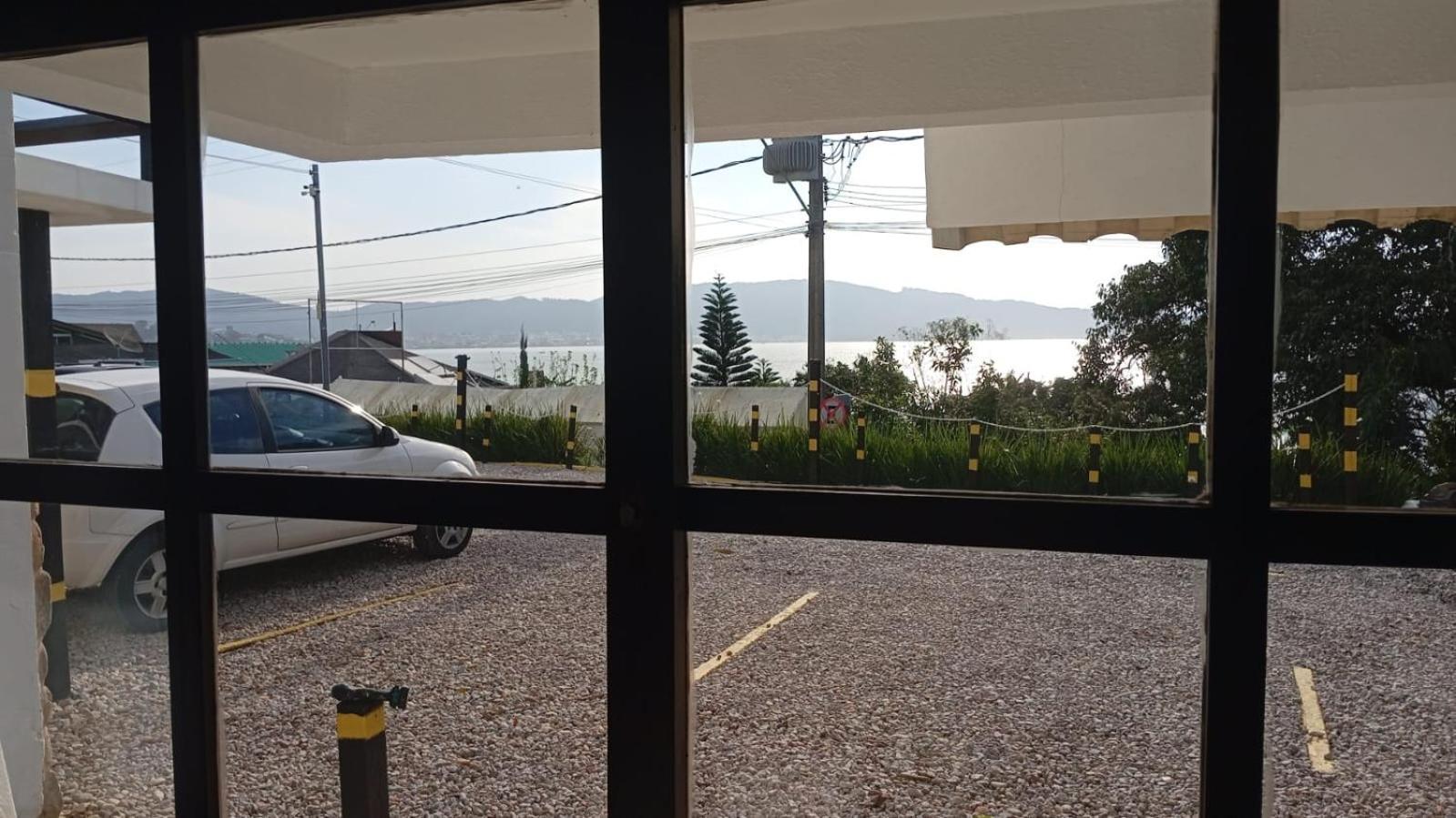 Family Room Side Sea View