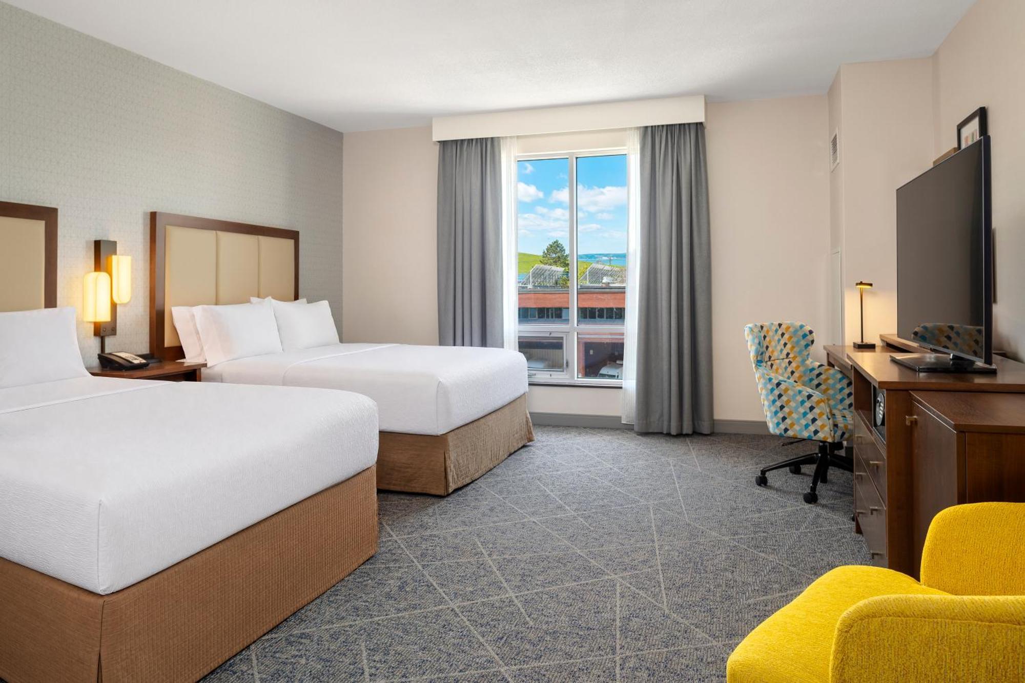 Queen Room Two Queen Beds Hearing Access or Non-Smoking