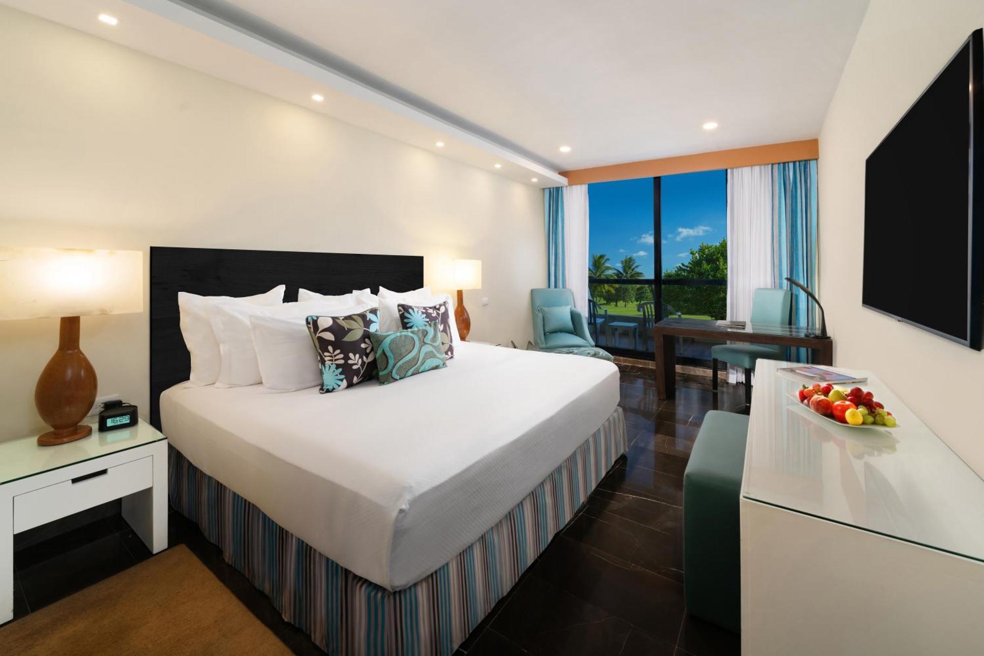 Pyramid Standard Room