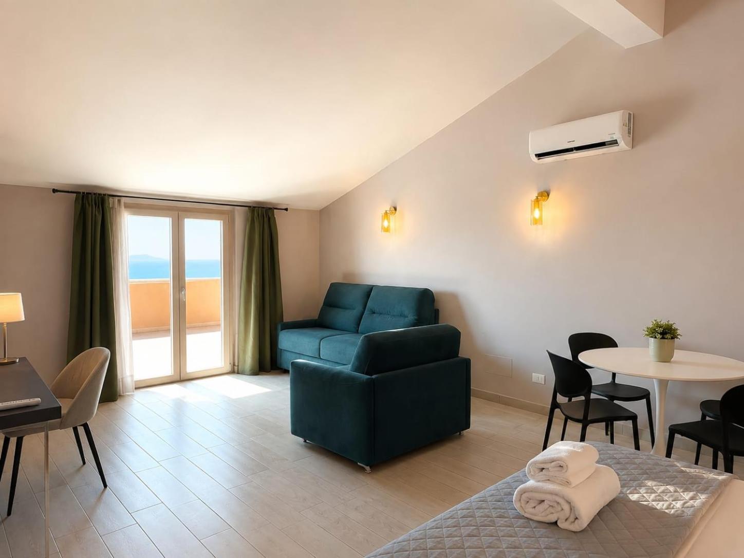 Quintuple Room Sea View