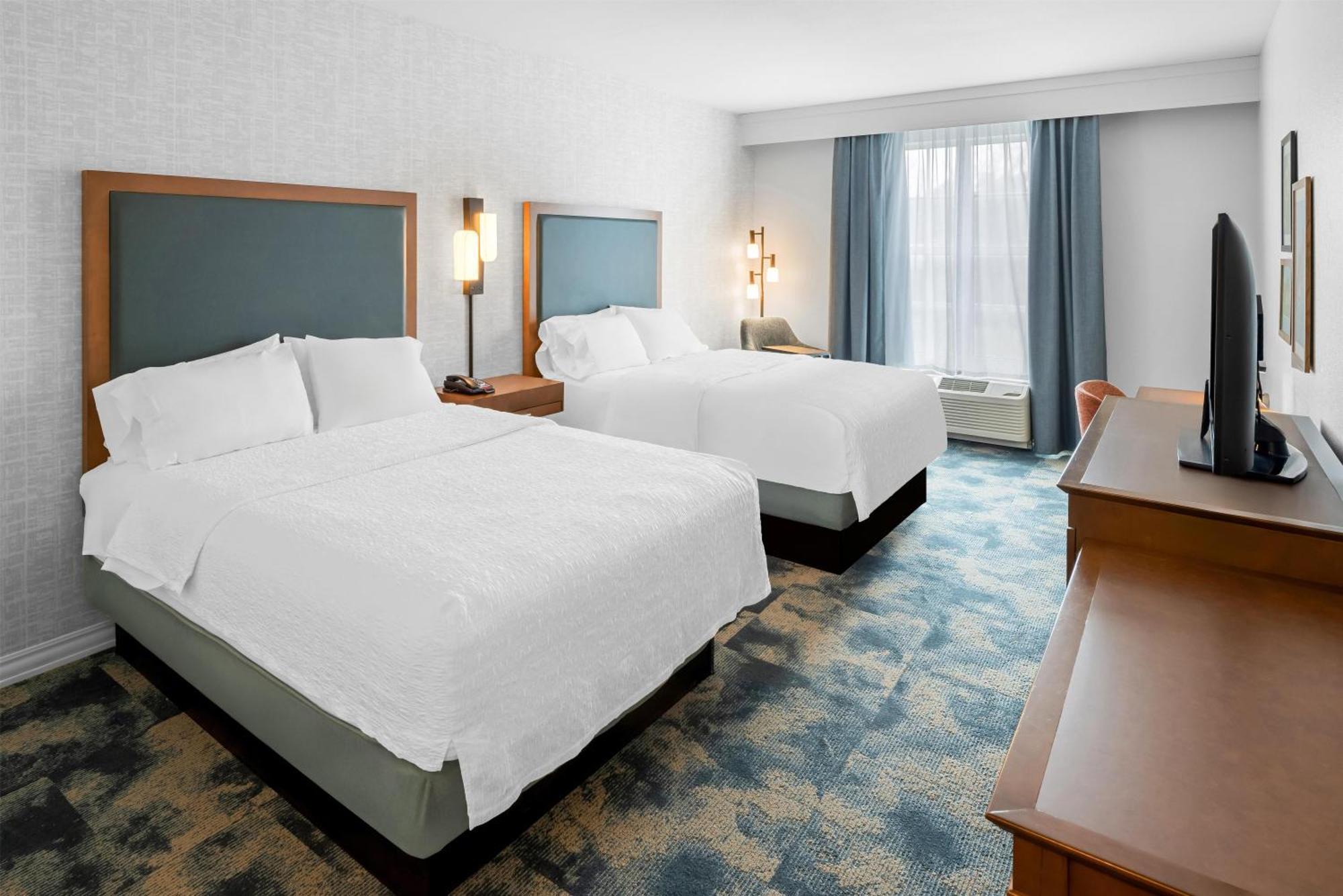 Queen Room Two Queen Beds Non-Smoking