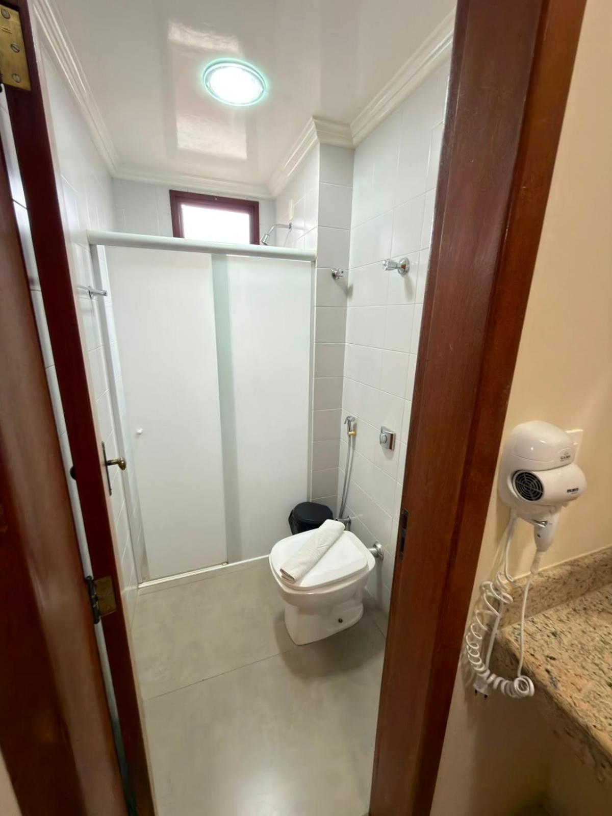 Double or Twin Room Private Bathroom