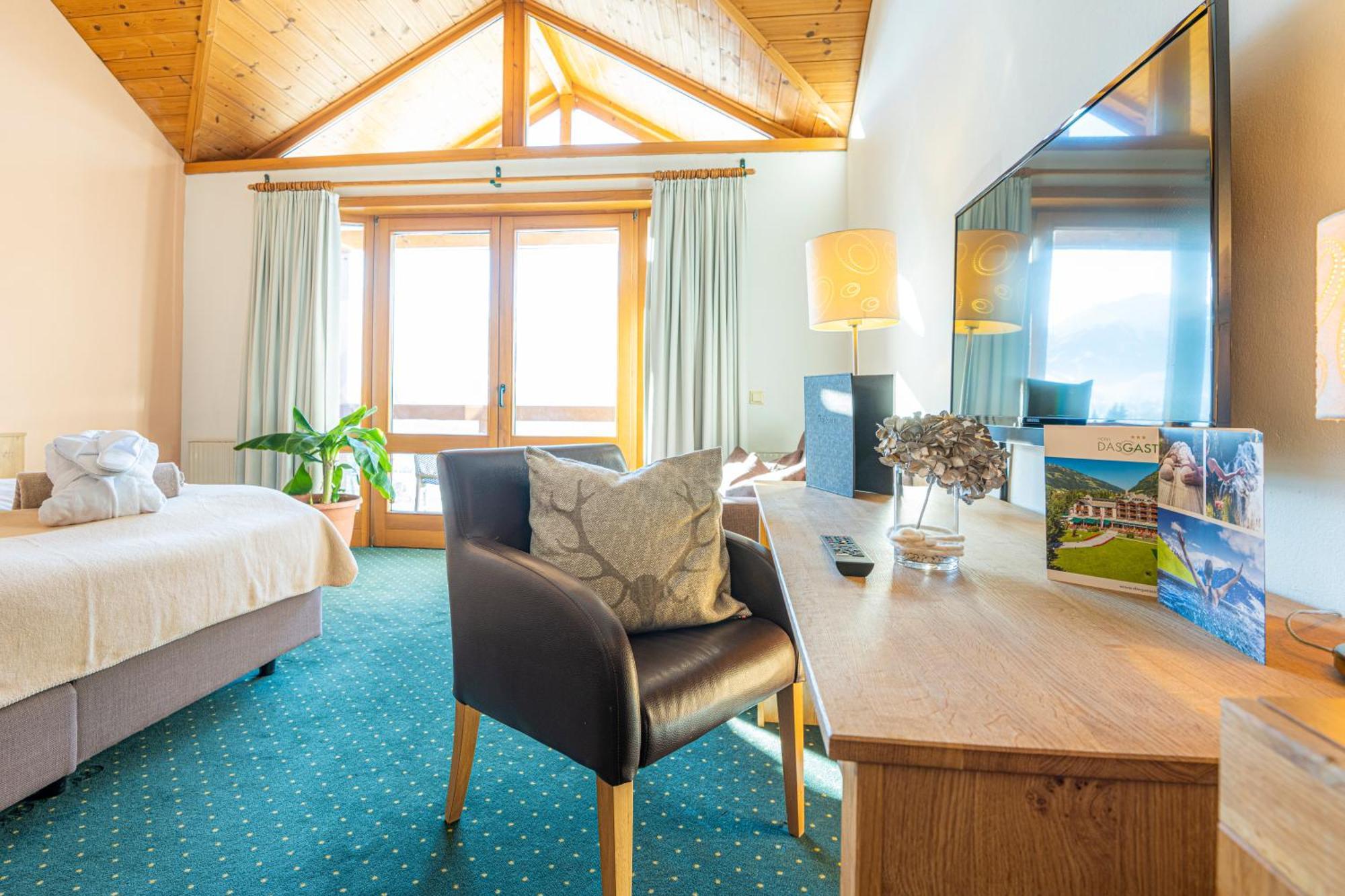 Double Room Mountain View