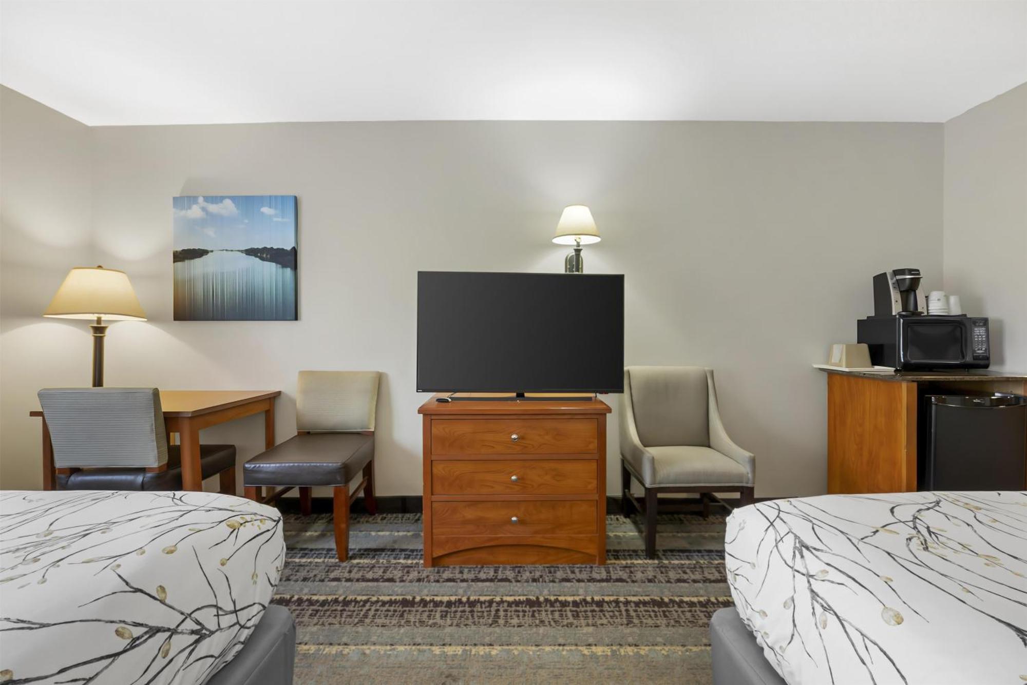 Queen Room Two Queen Beds Disability Access or Bath Tub