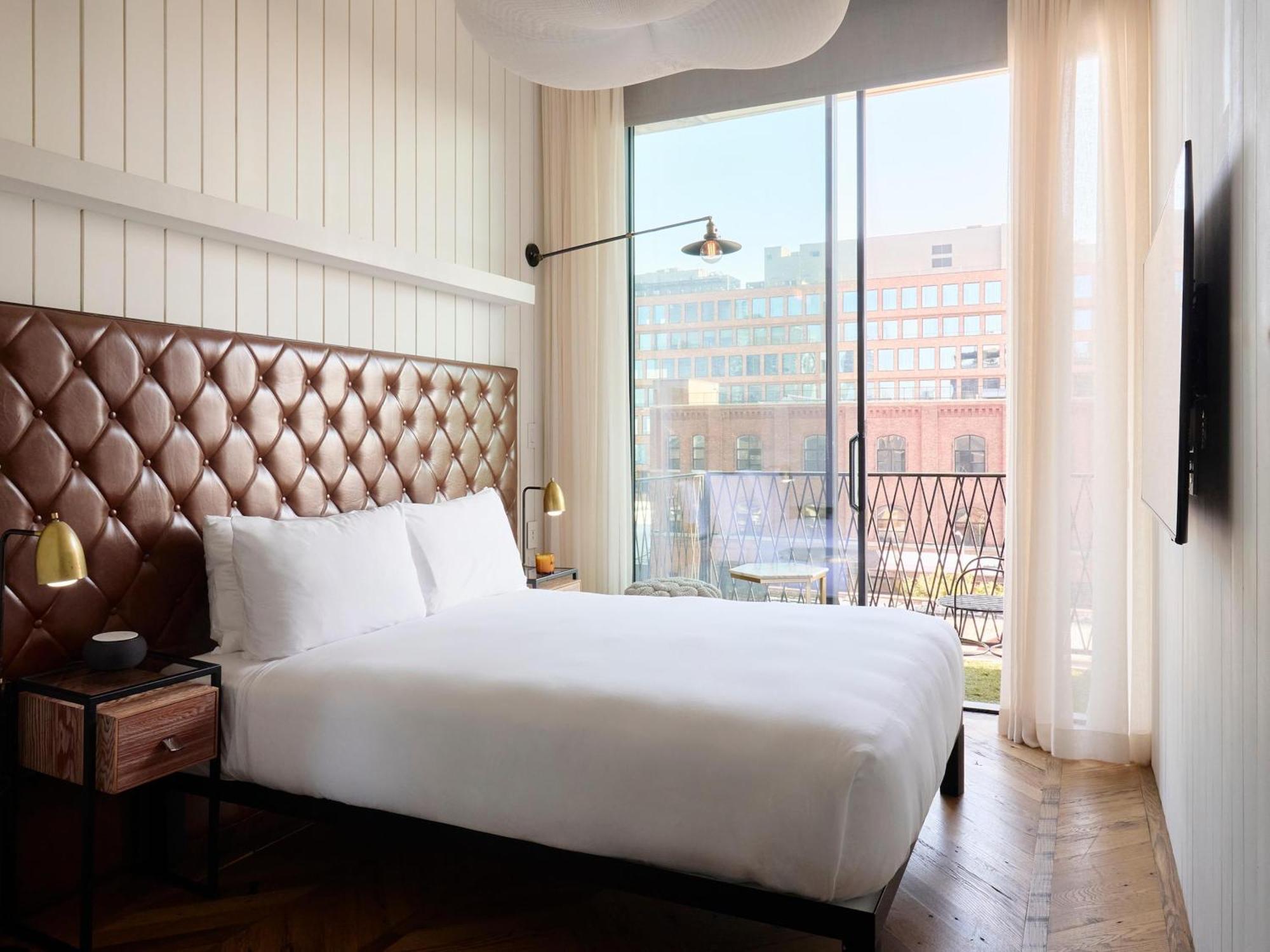 Queen Room Balcony