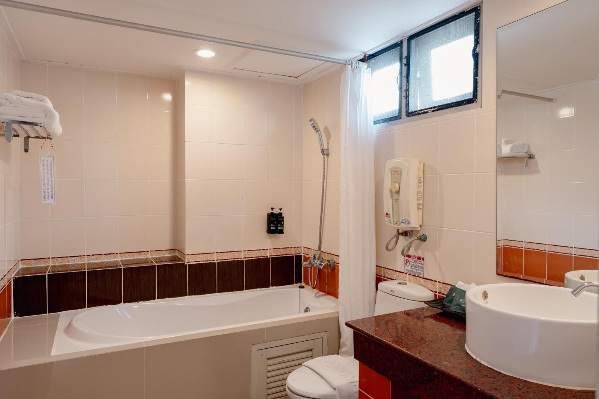 Three-Bedroom Villa Pet Friendly