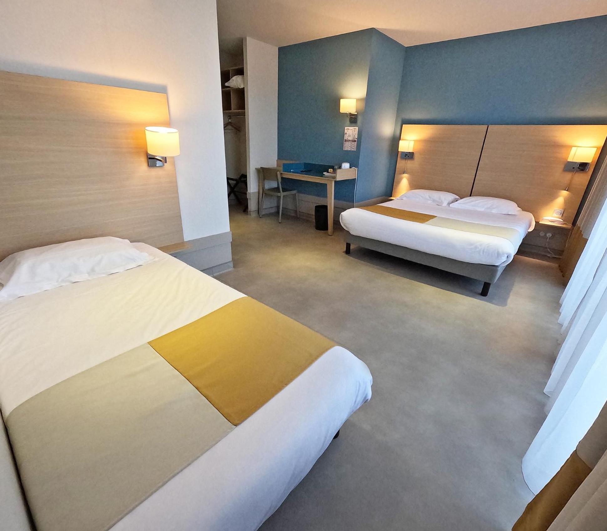 Triple Room Balcony