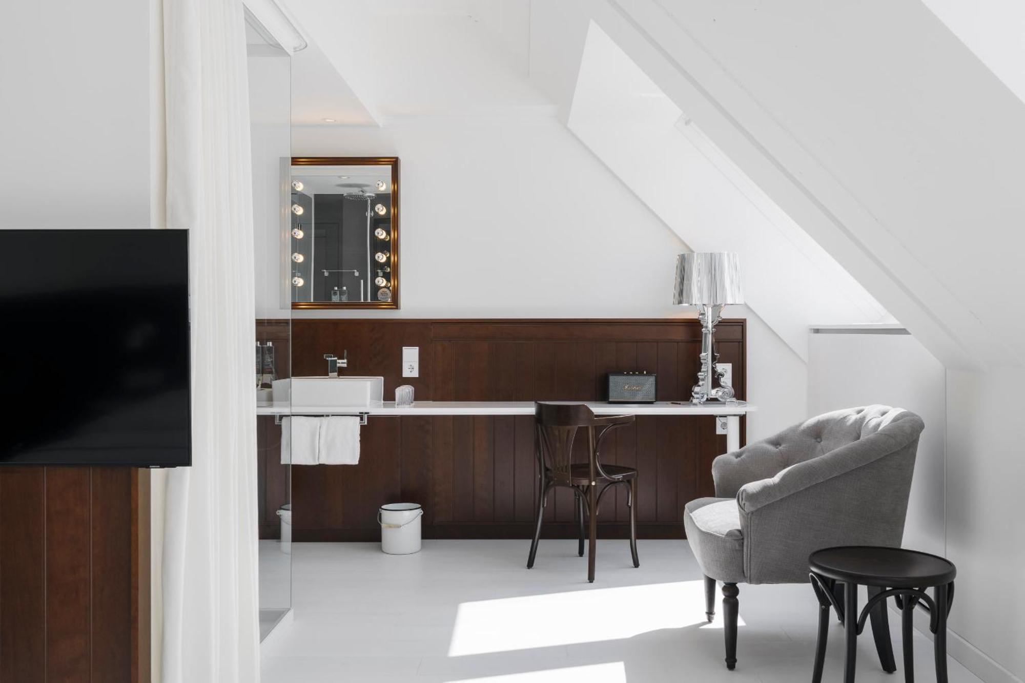 Loft Room