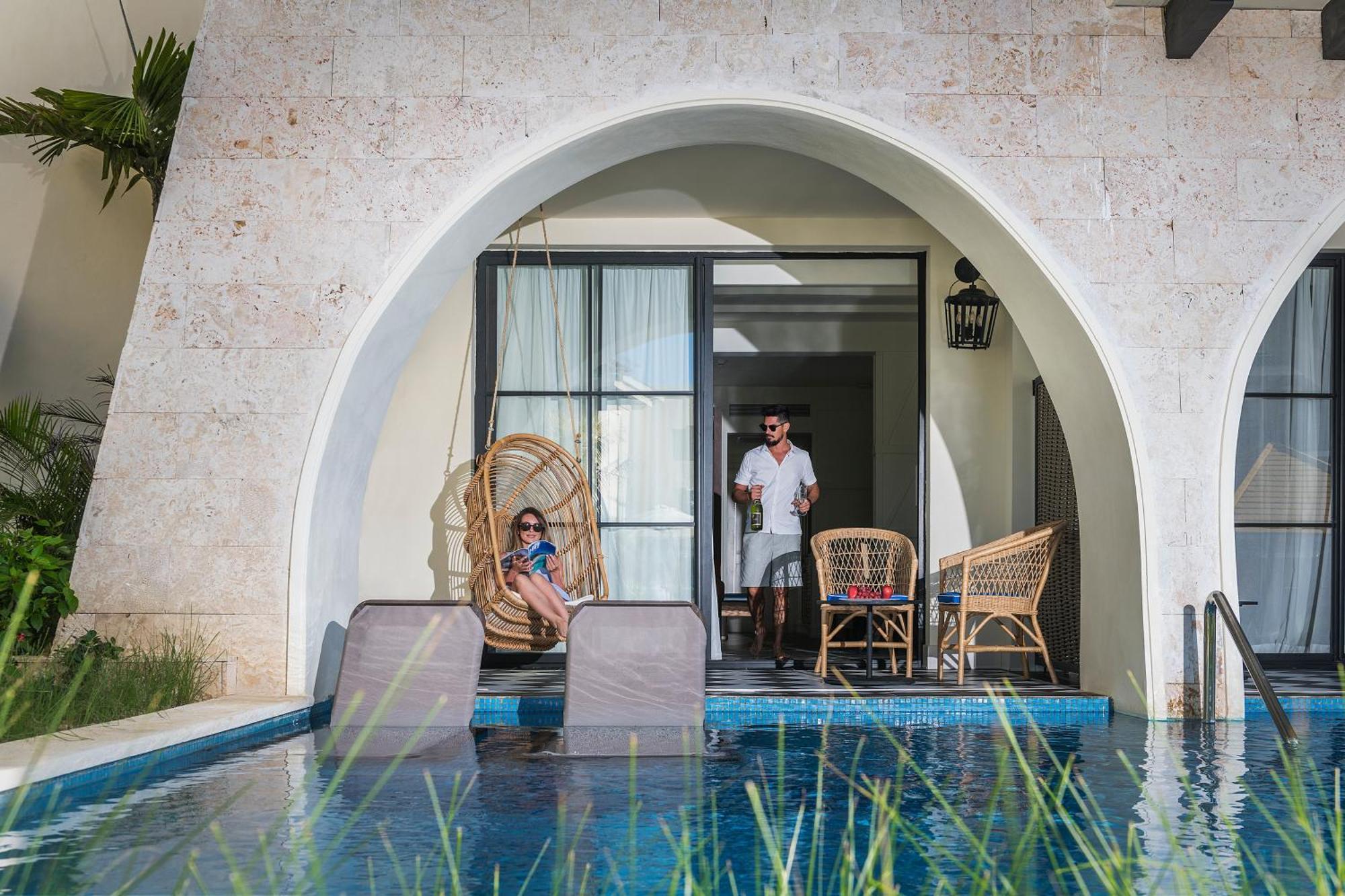 El Beso Junior Suite Pool View Single