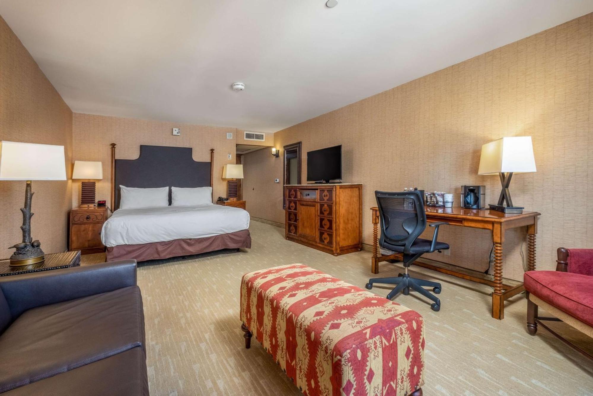 King Room Sofa Bed Disability Access