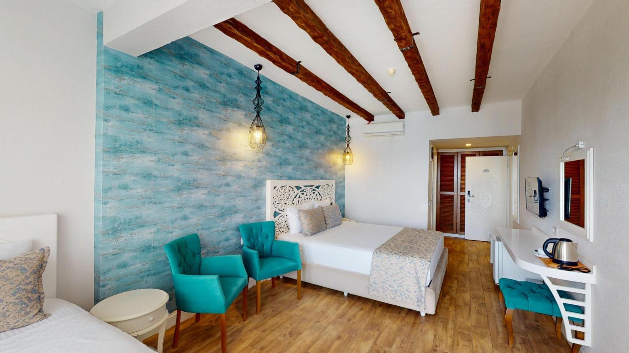 Triple Room Sea View