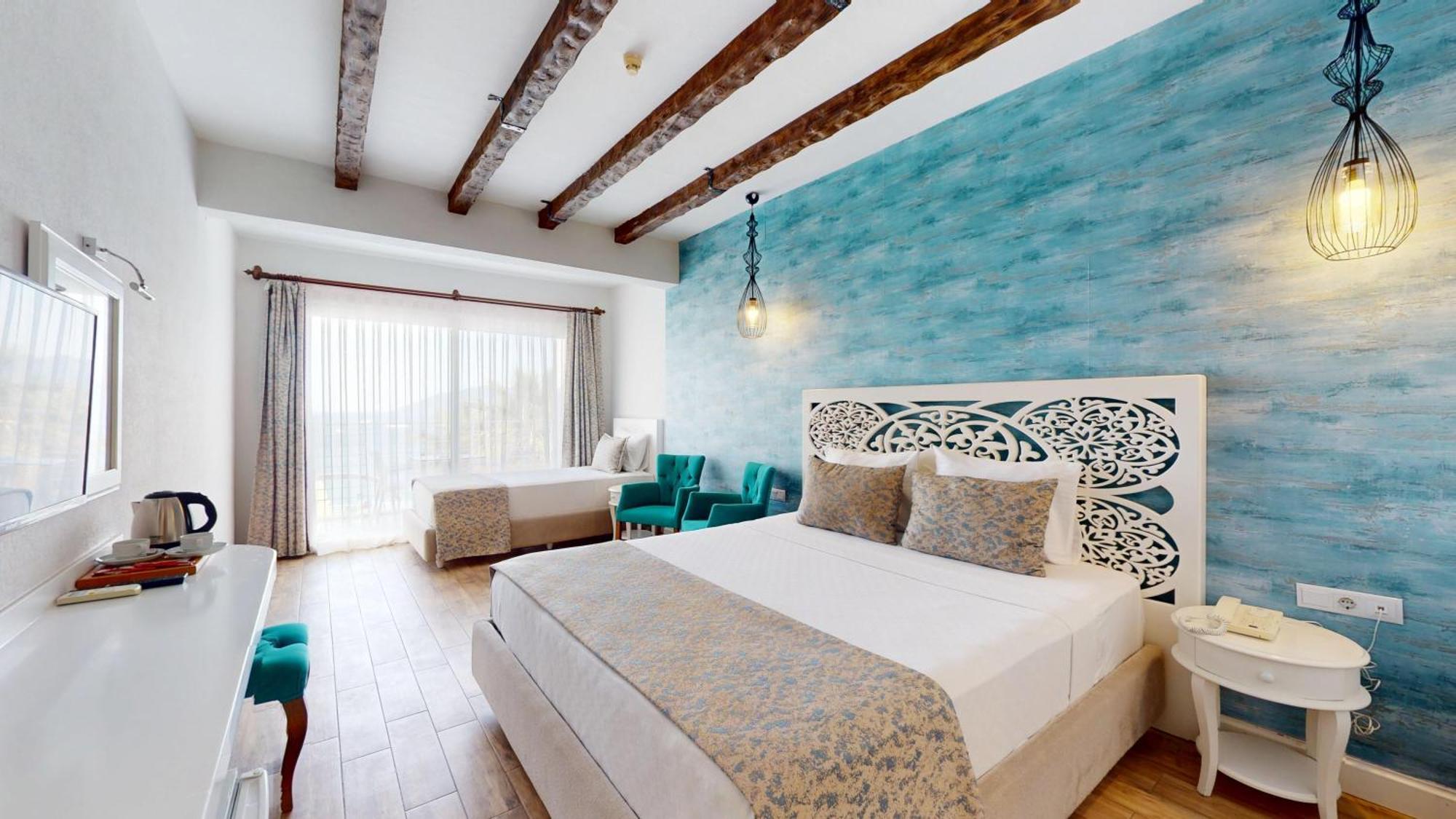 Triple Room Sea View