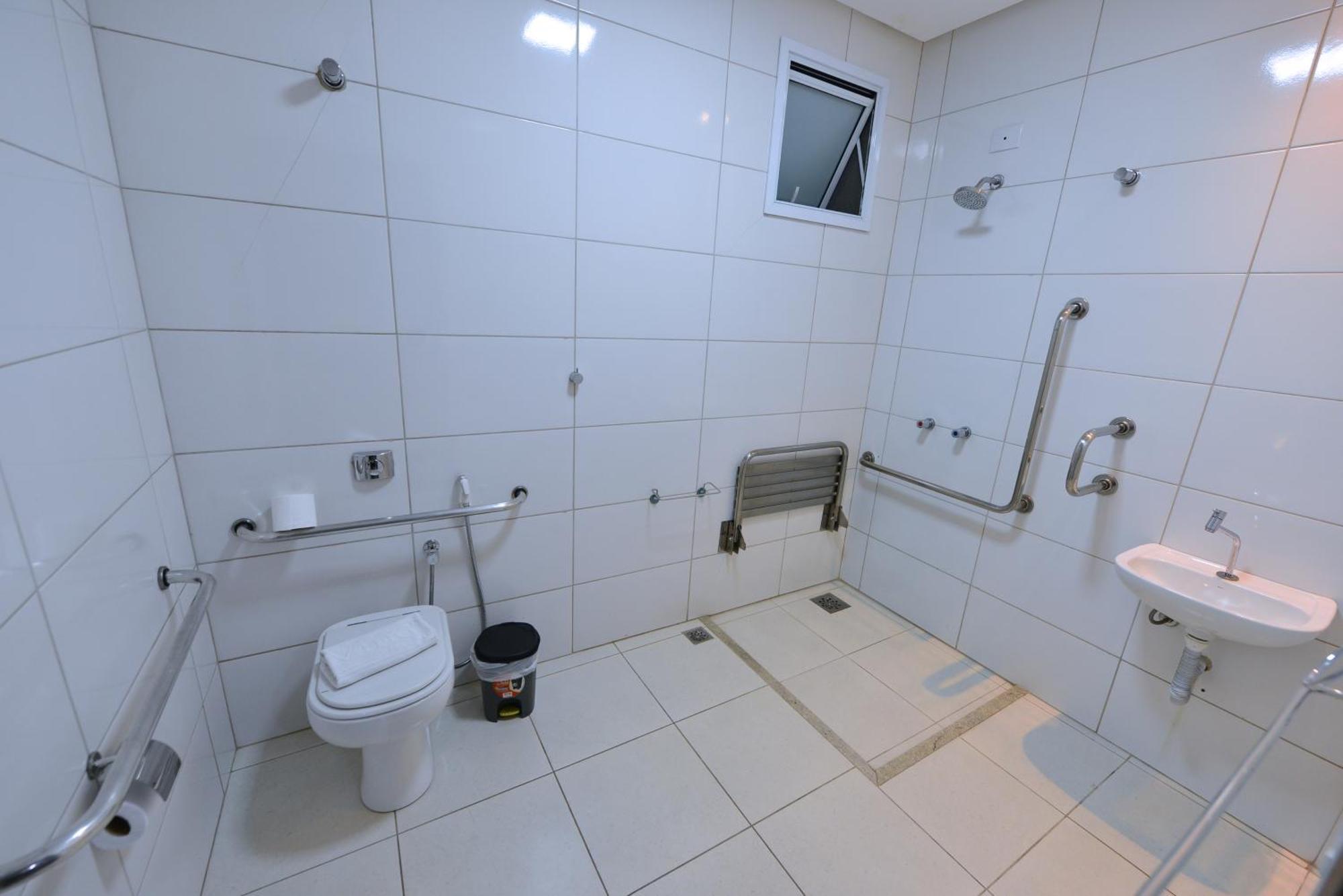 Double or Twin Room Disability Access