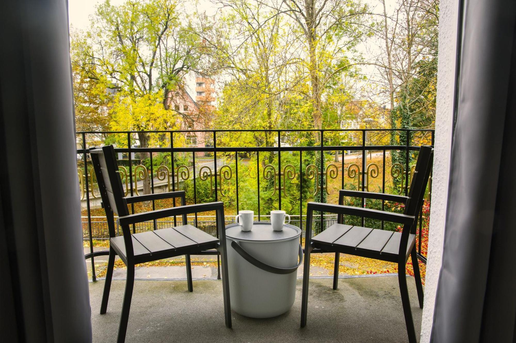 Studio Balcony