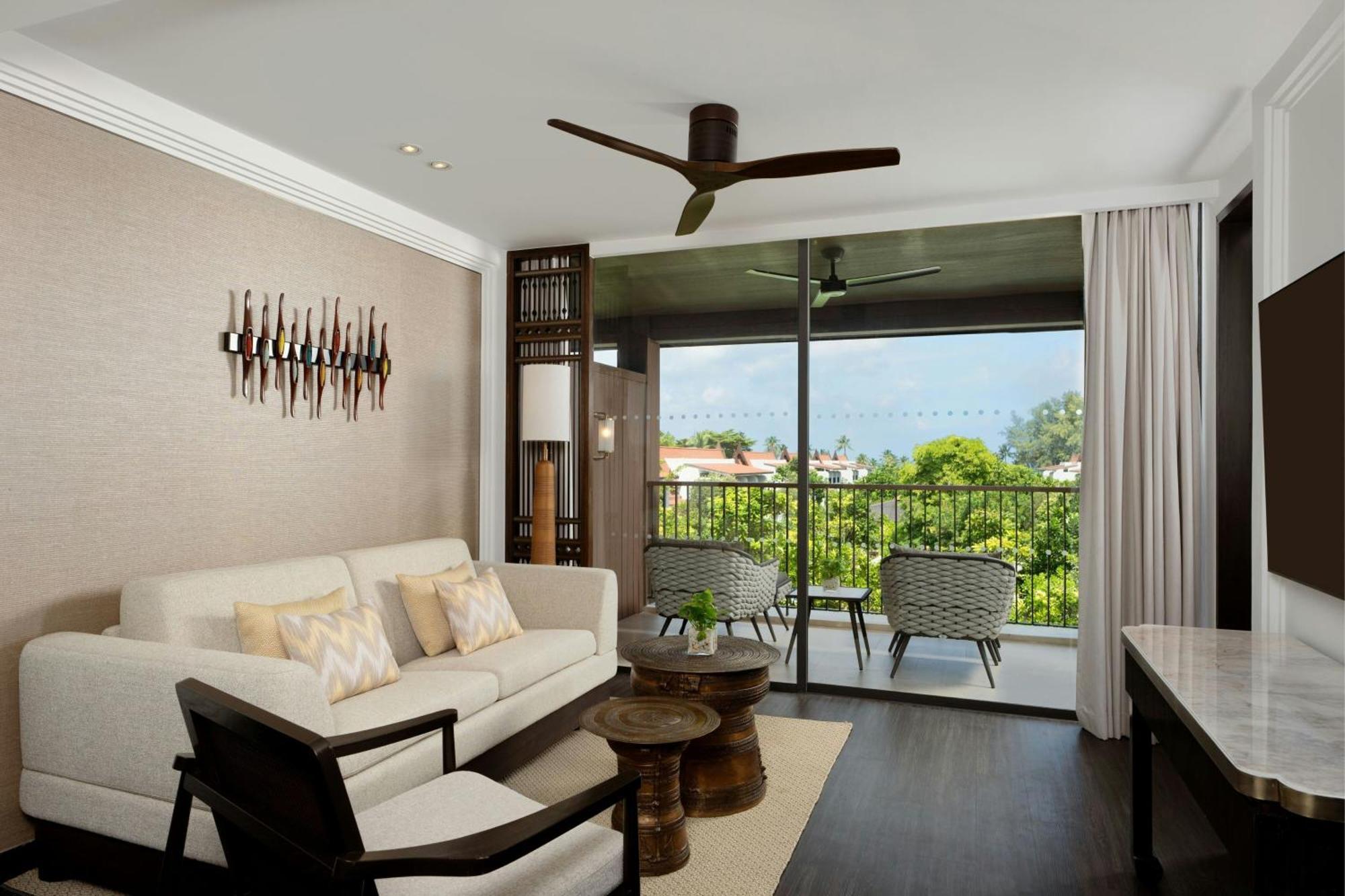 Two-Bedroom Bi-level Loft Balcony