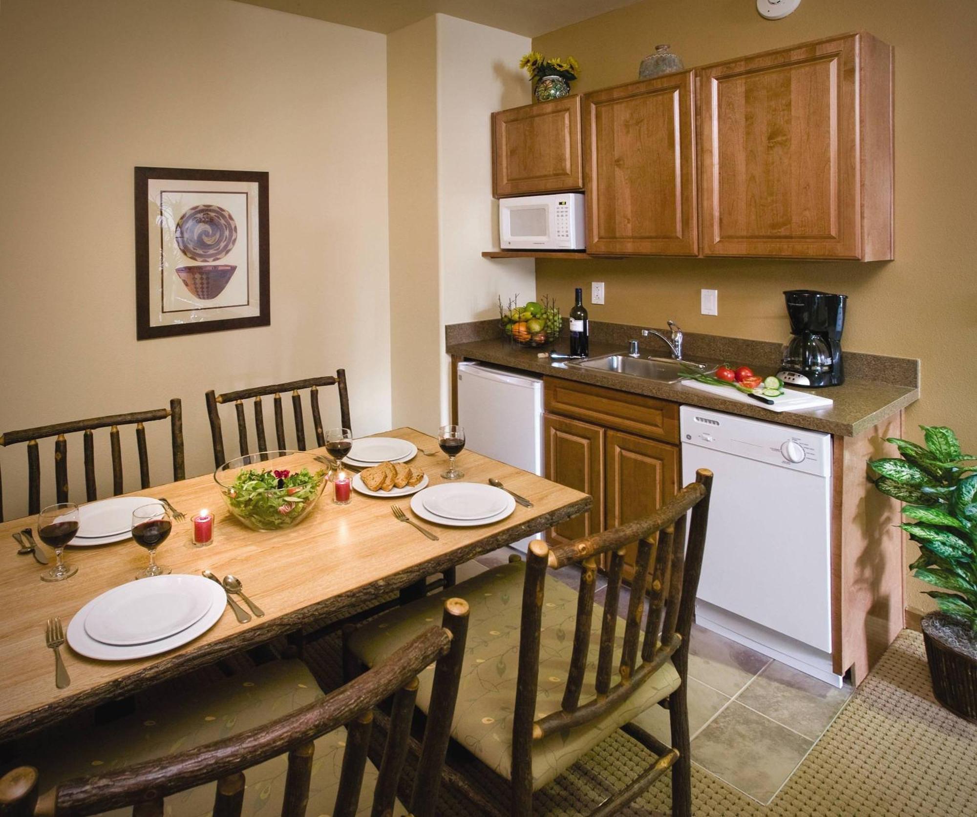 One-Bedroom Suite