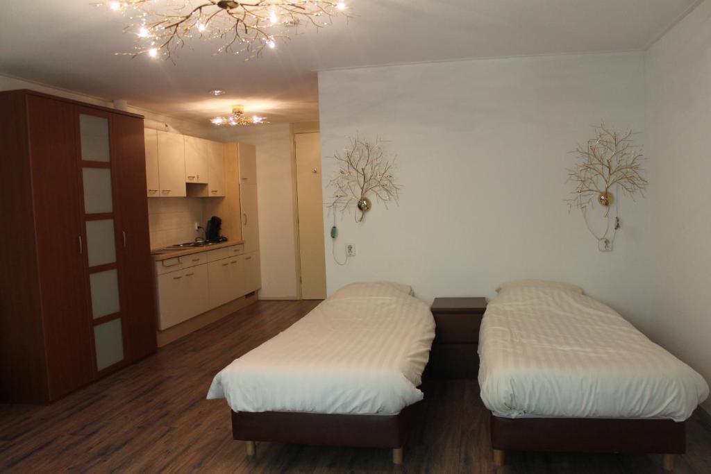 Double or Twin Room with Terrace,18669692:JPEG