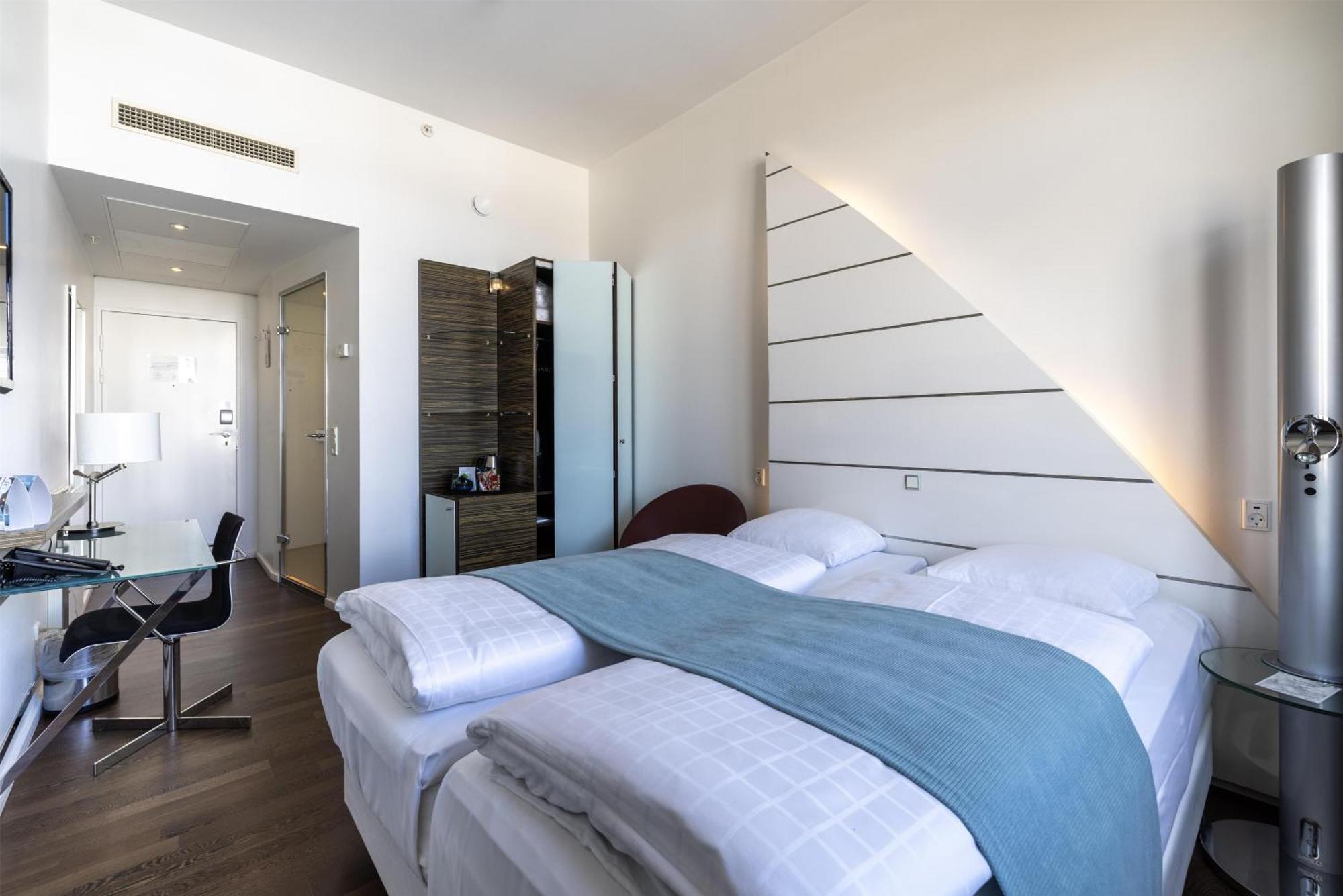 Twin Room 2 single beds