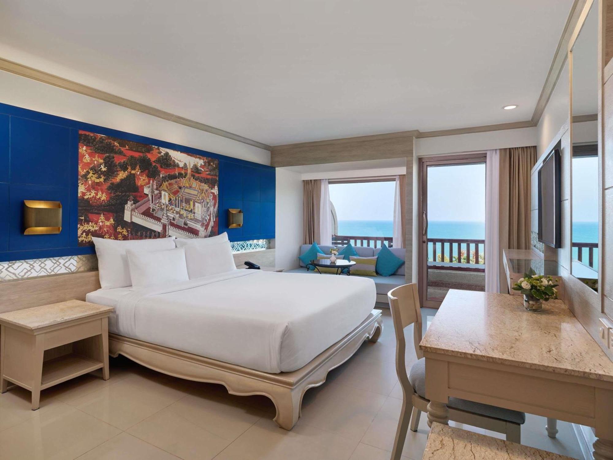 Deluxe Sea View Room 1 Double Bed