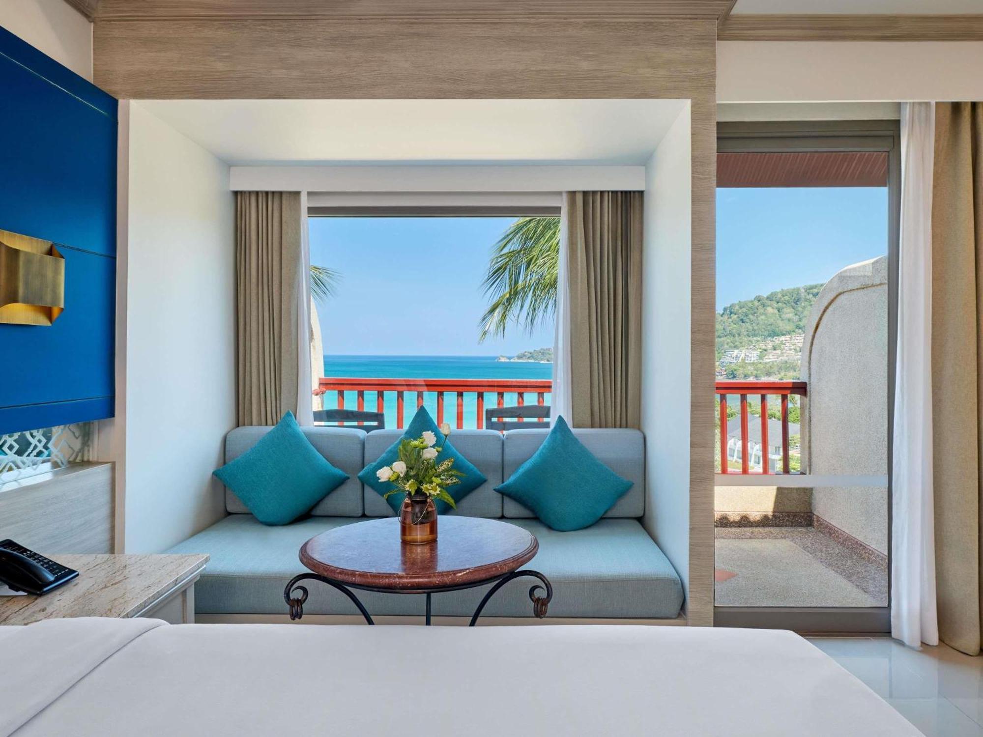 Deluxe Sea View Room 1 Double Bed