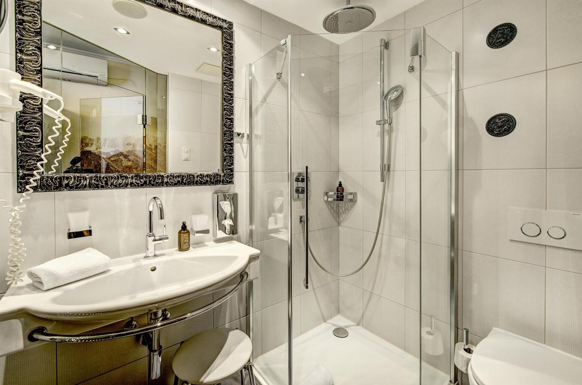 Classic Single Room
