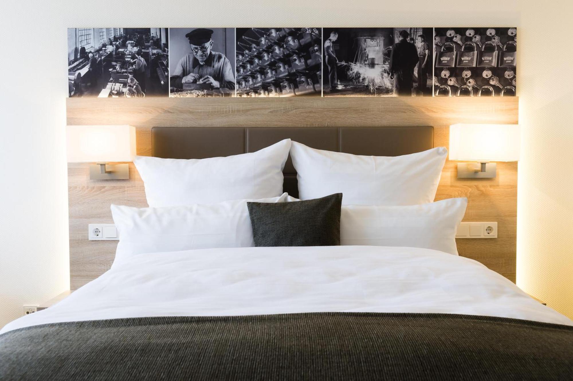 Queen Room