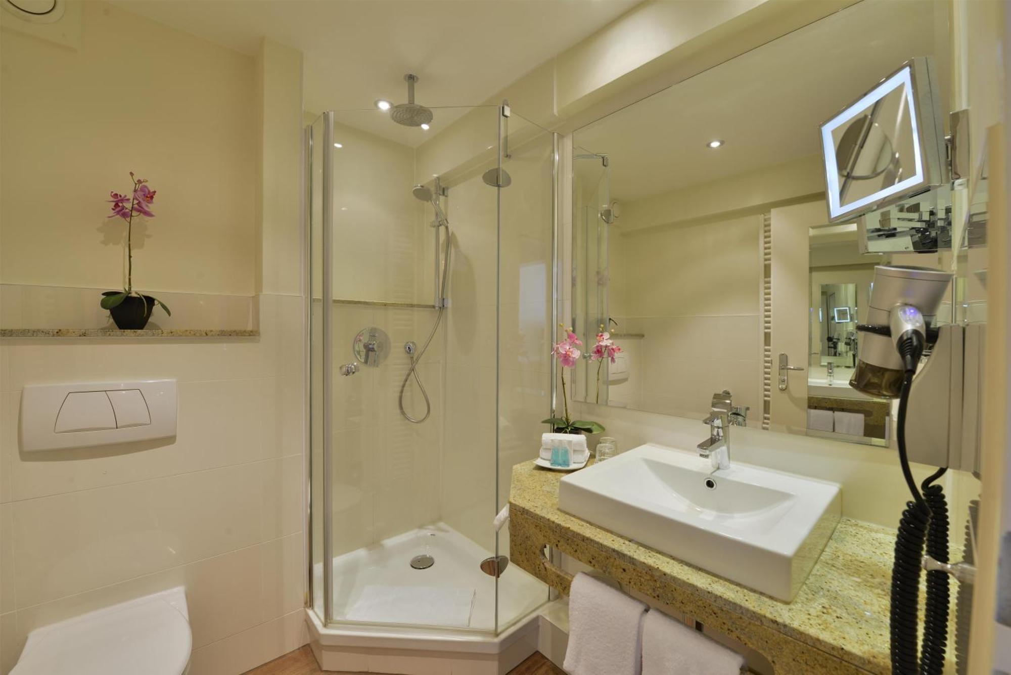 Premium Double Room Garden View