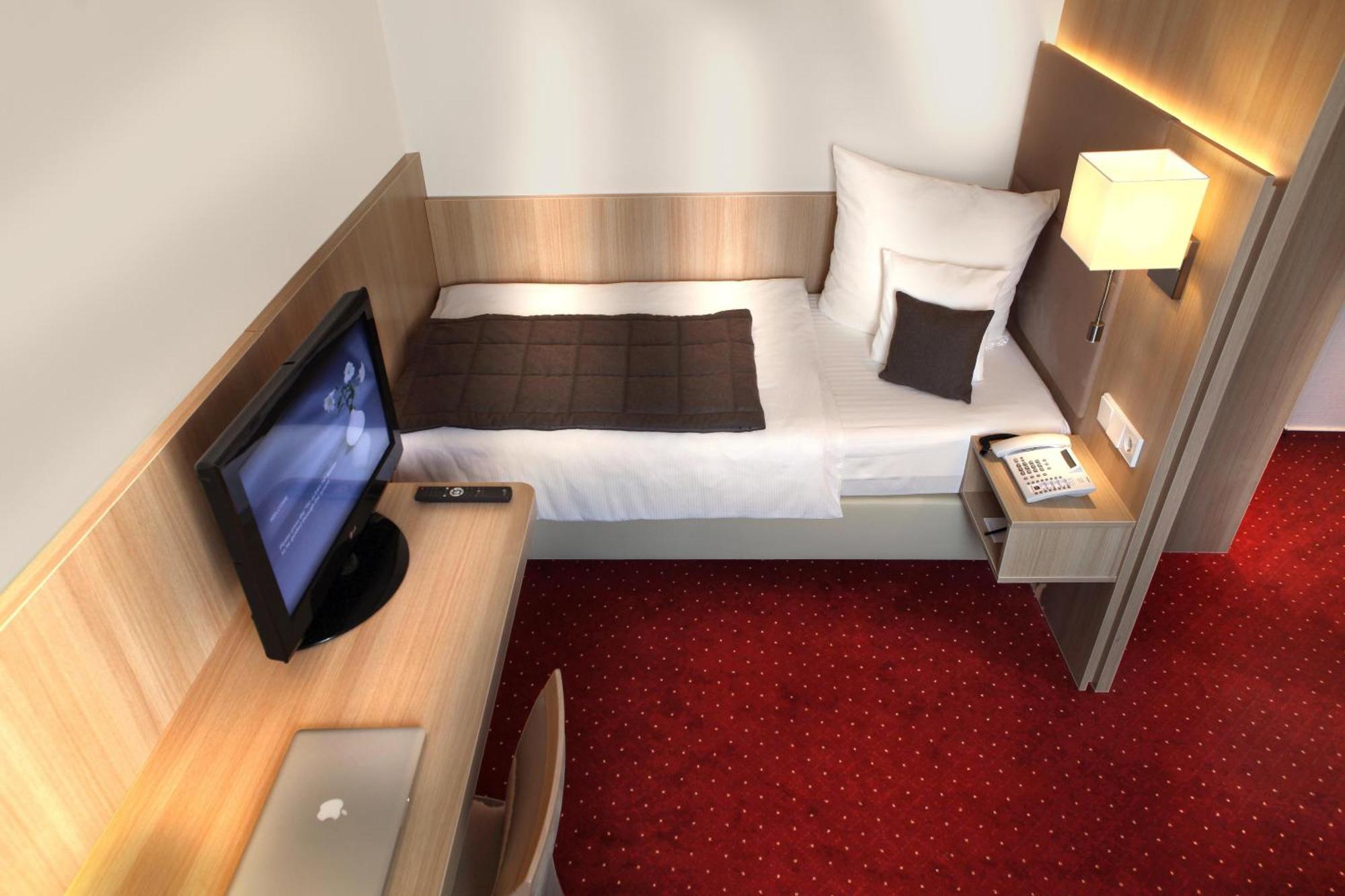 Classic Single Room