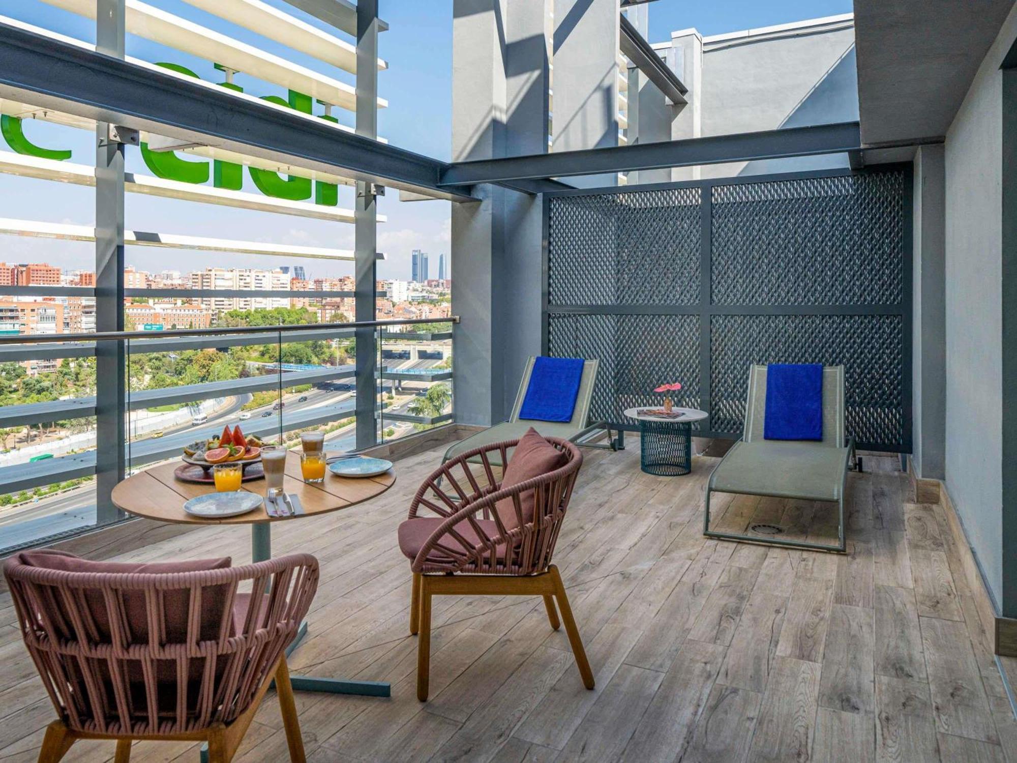 Deluxe Double Room Terrace