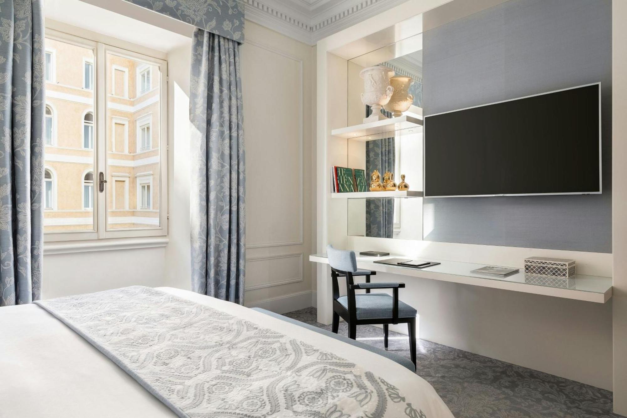 Deluxe Double King Guest room