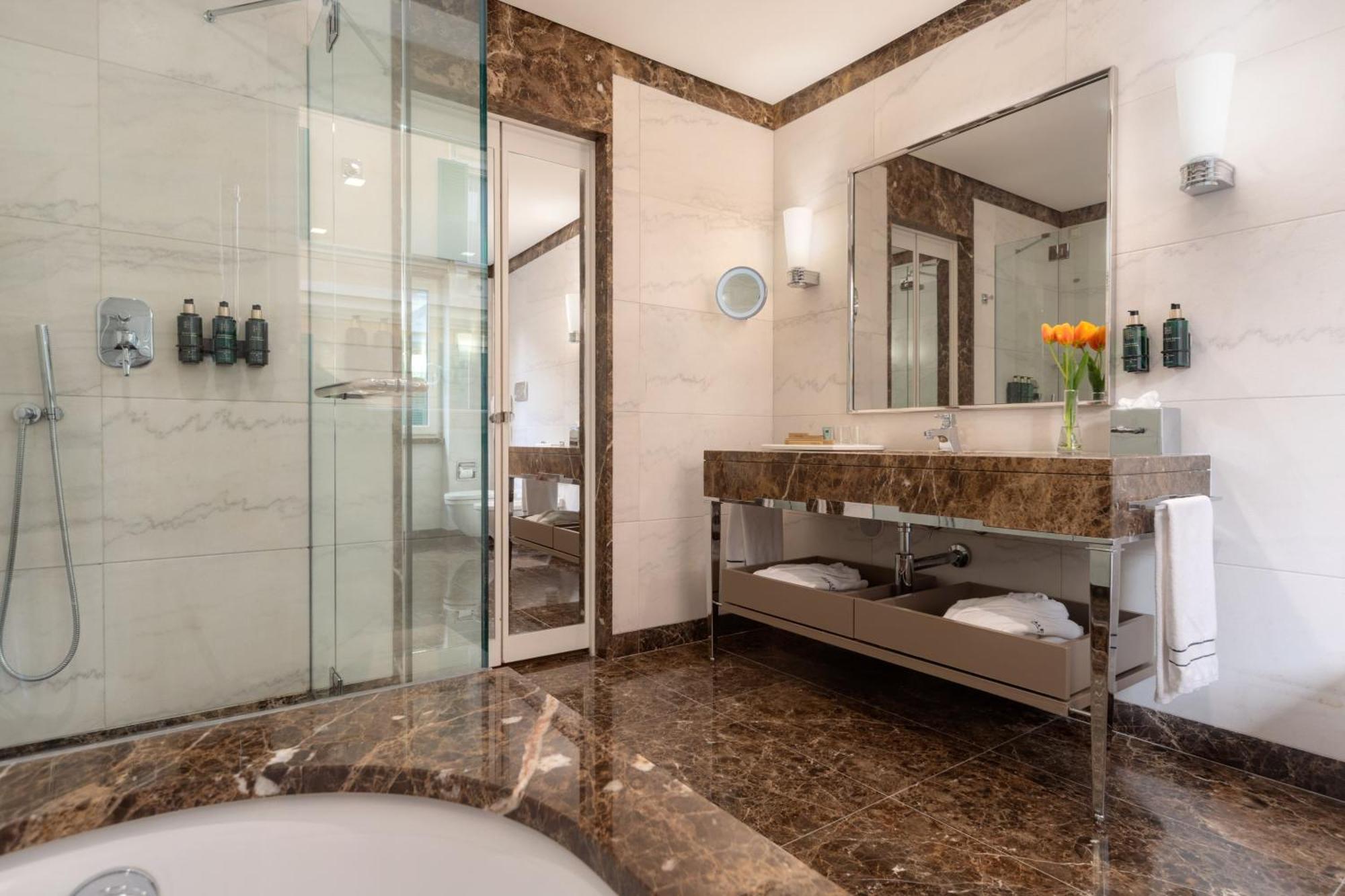 Junior Suite Spa Access