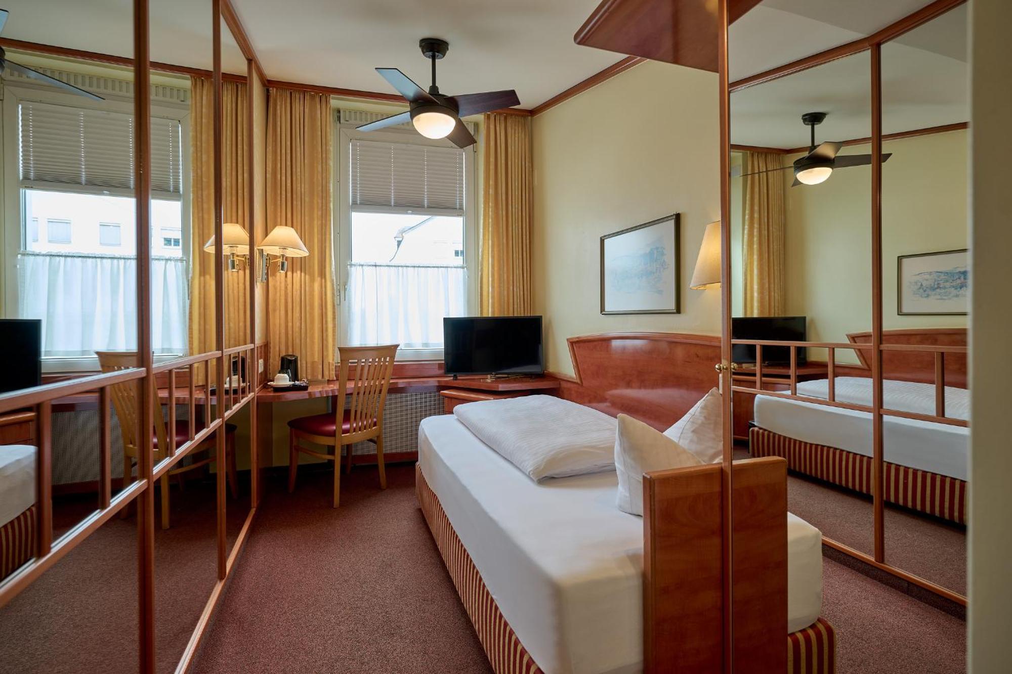 Economy Single Room
